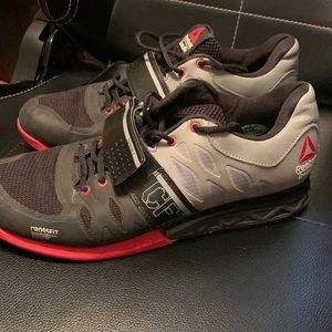 Size 9.5 mens Reebok CrossFit lifters grey, black, red